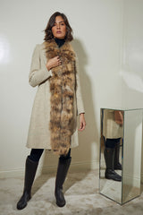 ABRIGO LANA CORTOS CON CUELLO PELO ZORRO BEIG