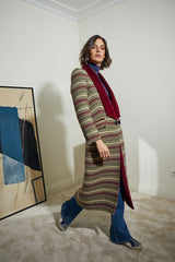 ABRIGO LARGO CON 1 BOTON Y SOLAPA SMOKING TERCIOPELO RAYAS VERDE Y BURDEOS