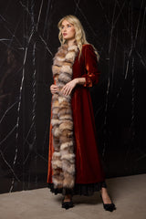 ABRIGO LARGO DE TERCIOPELPO DE SEDA CON CUELLO PELO ZORRO TEJA