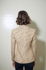 BLAZER CORTA 1 BOTON BEIG Y NEGRO