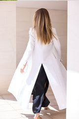 LEVITA ABERTURA DETRÁS