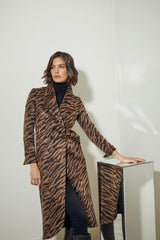 LEVITA LARGA CRUZADA CON COLITA DE LANA ANIMAL PRINT