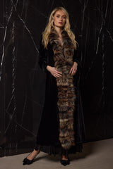 ABRIGO LARGO DE TERCIOPELPO DE SEDA CON CUELLO PELO ZORRO NEGRO