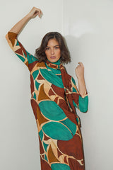 VESTIDO CUELLO CAJA Y MANGA LARGA VERDE