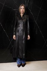 LEVITA LARGA CUERO  NEGRA DE PIEL SINTETICA ZA 3 BOTONES